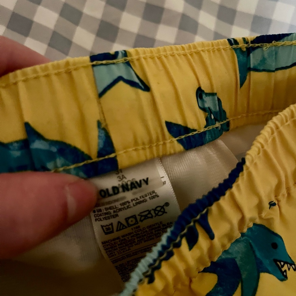 Old Navy Kids Swim Trunks - Vibrant Yellow with Blue Sharks Size 3T - Picture 4 of 5